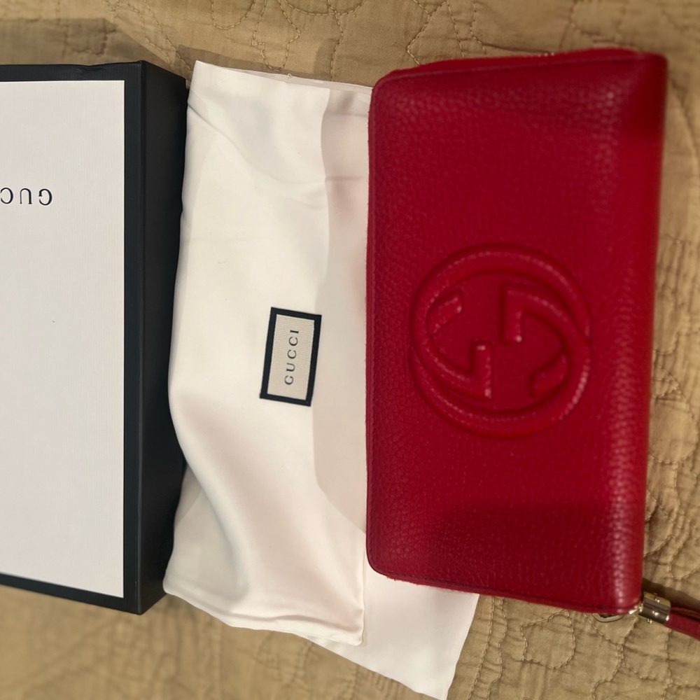 Gucci Wallet (with box and dust bag) Red SoHo Zip around Leather Wallet